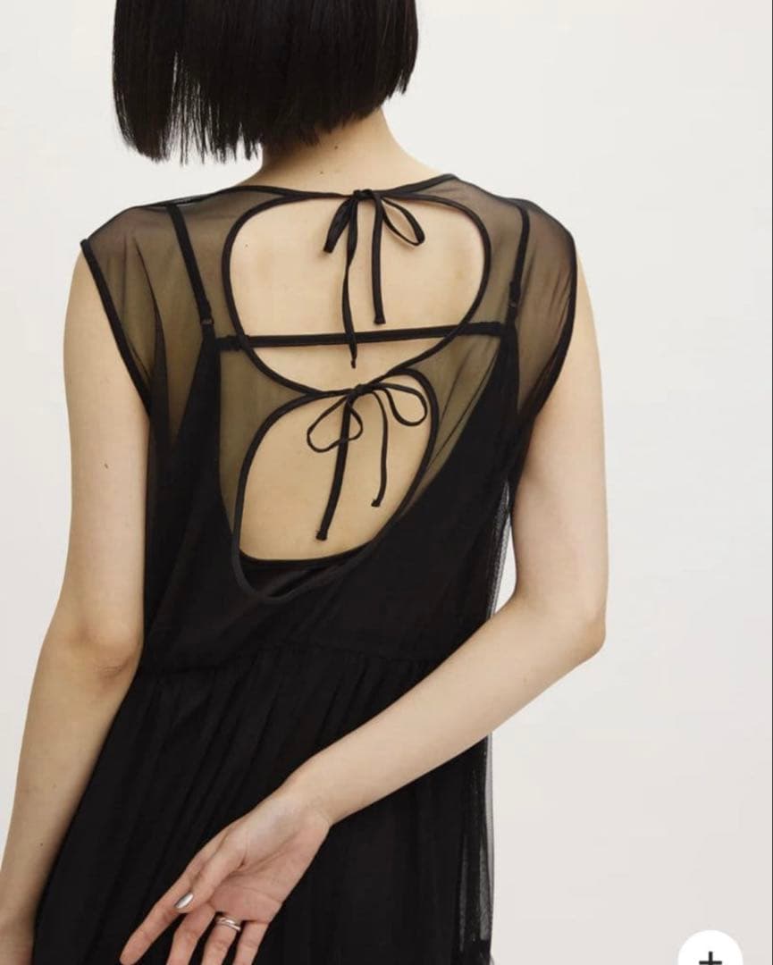 Ameri　BLACK TULLE WAVE TIERED DRESS