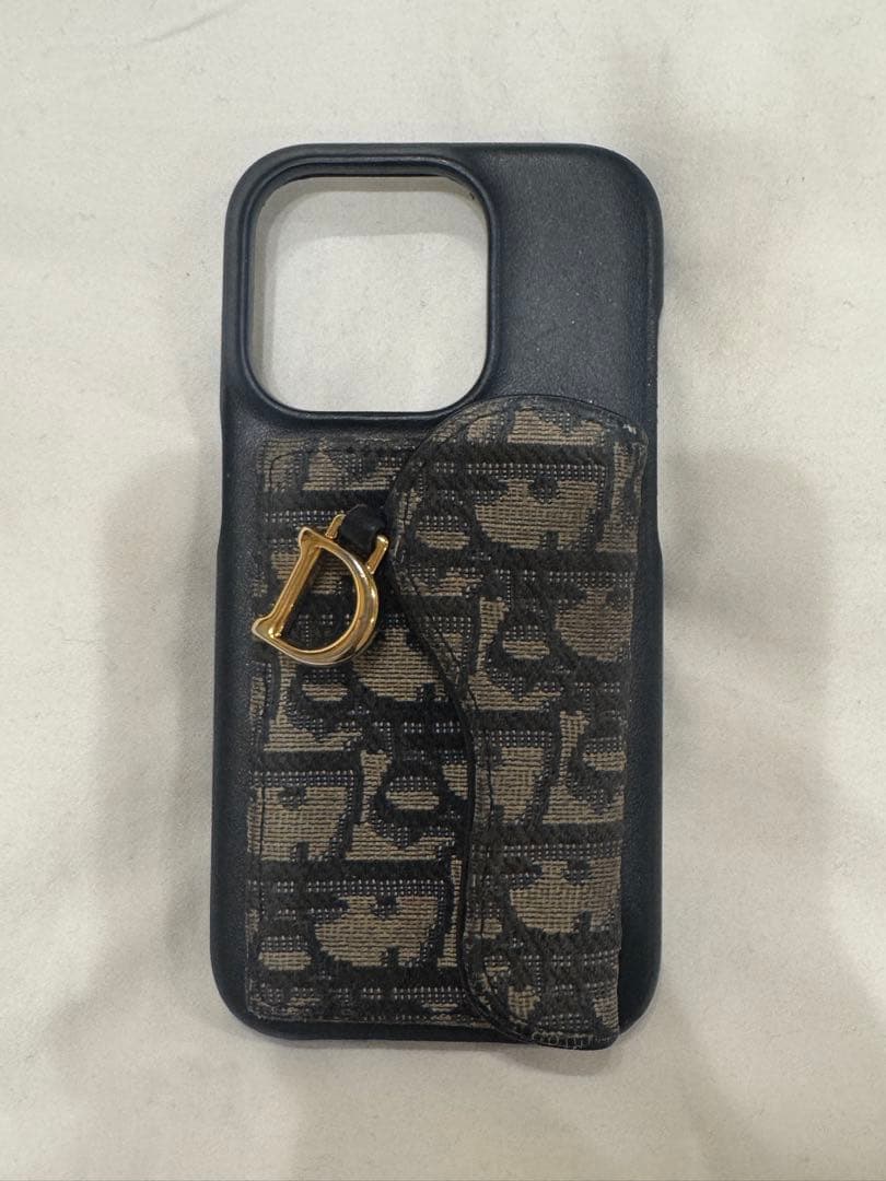 Dior Saddle iPhone 15 Pro ケース