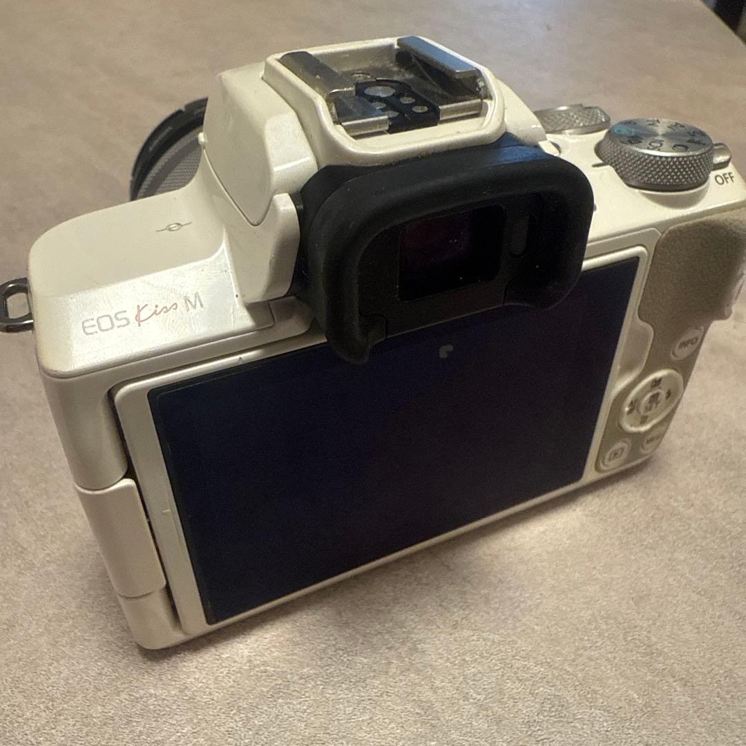 CanonEOSKissM＋単焦点EF50mmF1.8+ VILTROXアダプタ