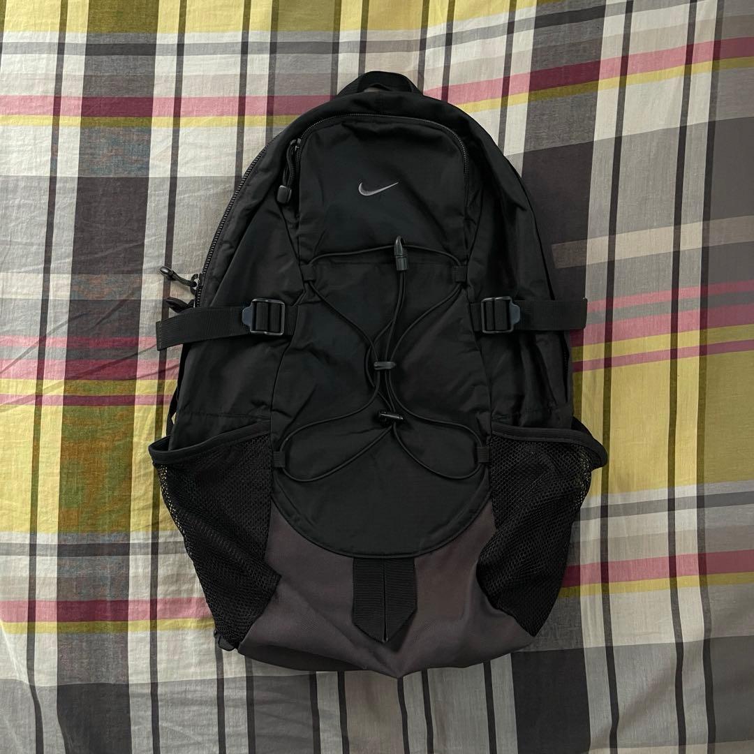 90s Old NIKE リュックサック　ブラック　テック系　y2k