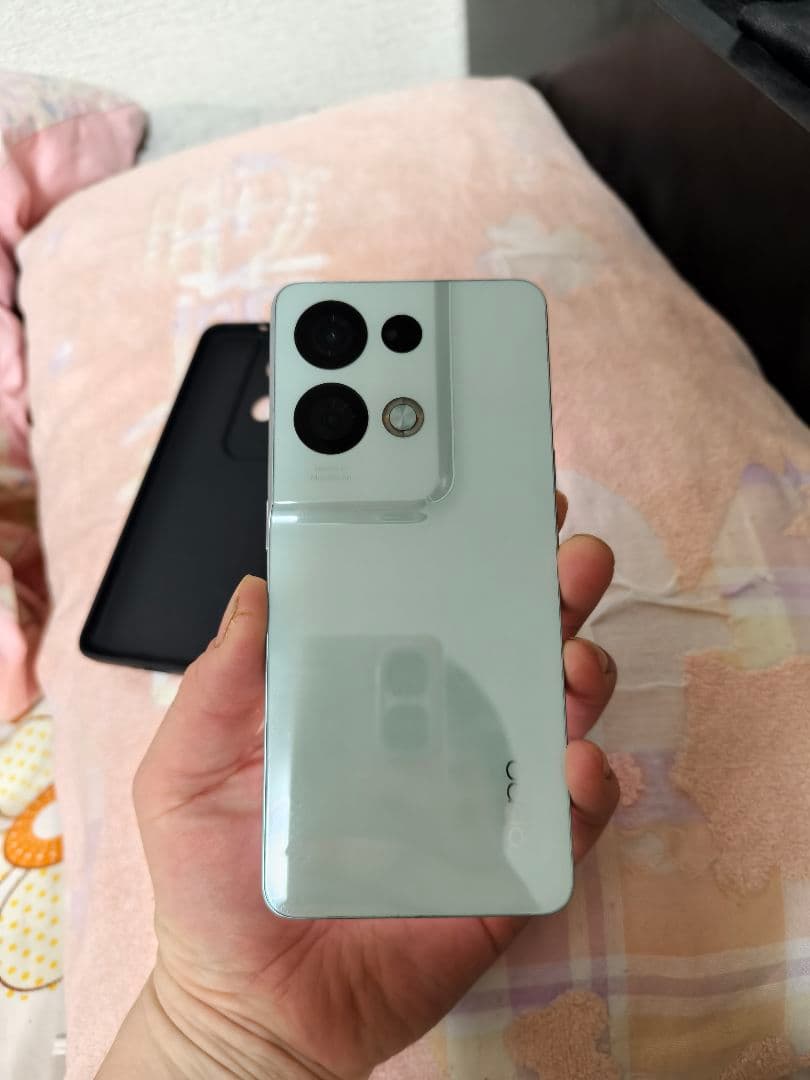 OPPO Reno8 Pro+ 5G 256GB ホワイト 本体