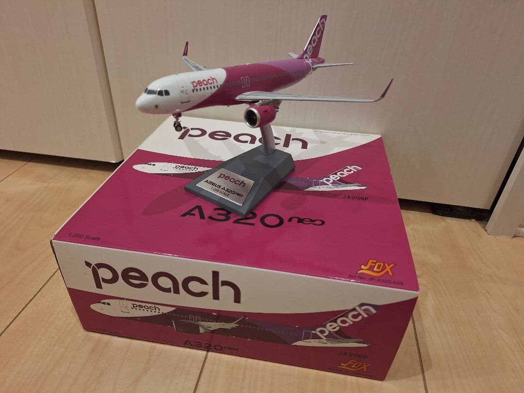 航空機・ヘリコプター J-Fox Peach A320Neo JA206P