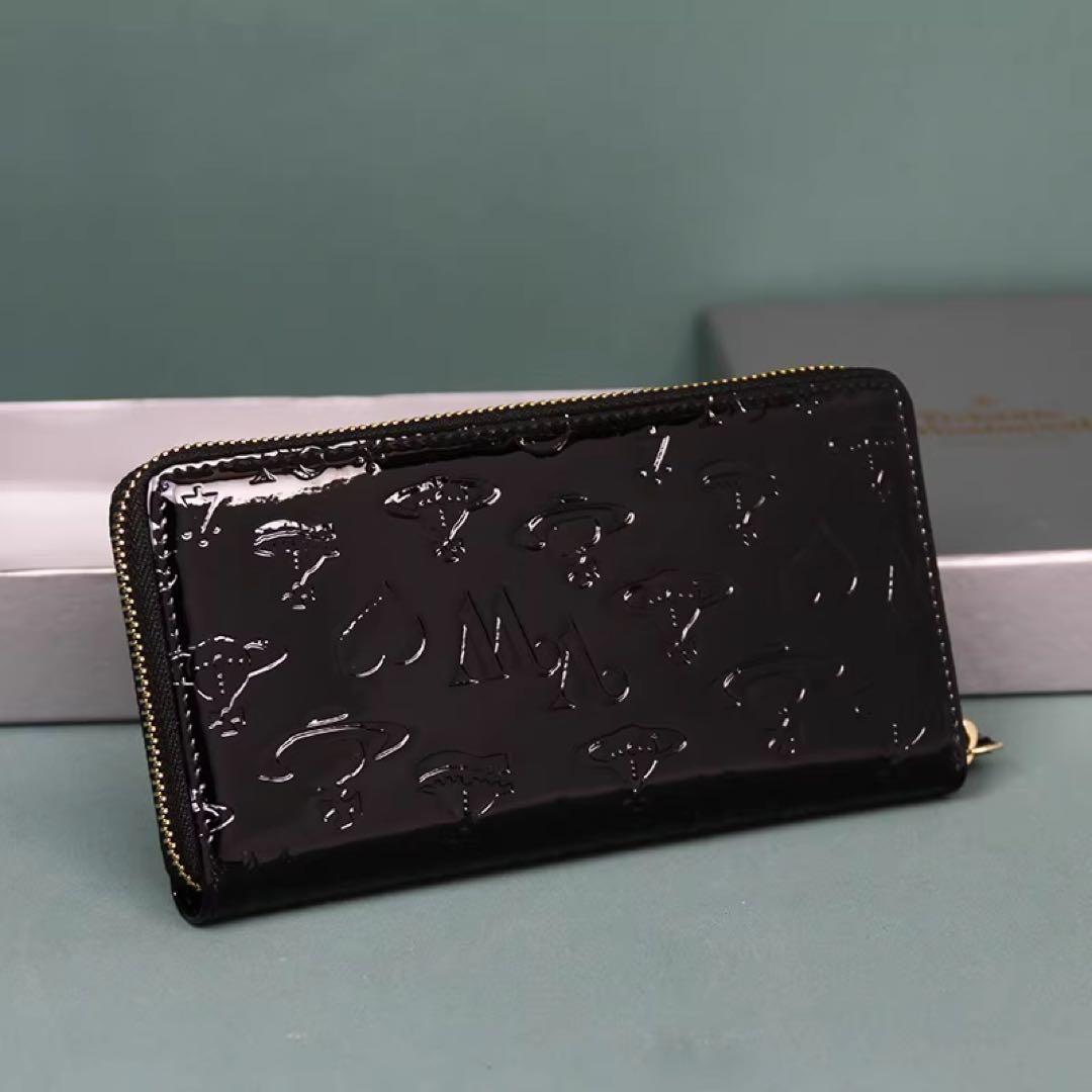 Vivienne Westwood 長財布 ブラック 大人気