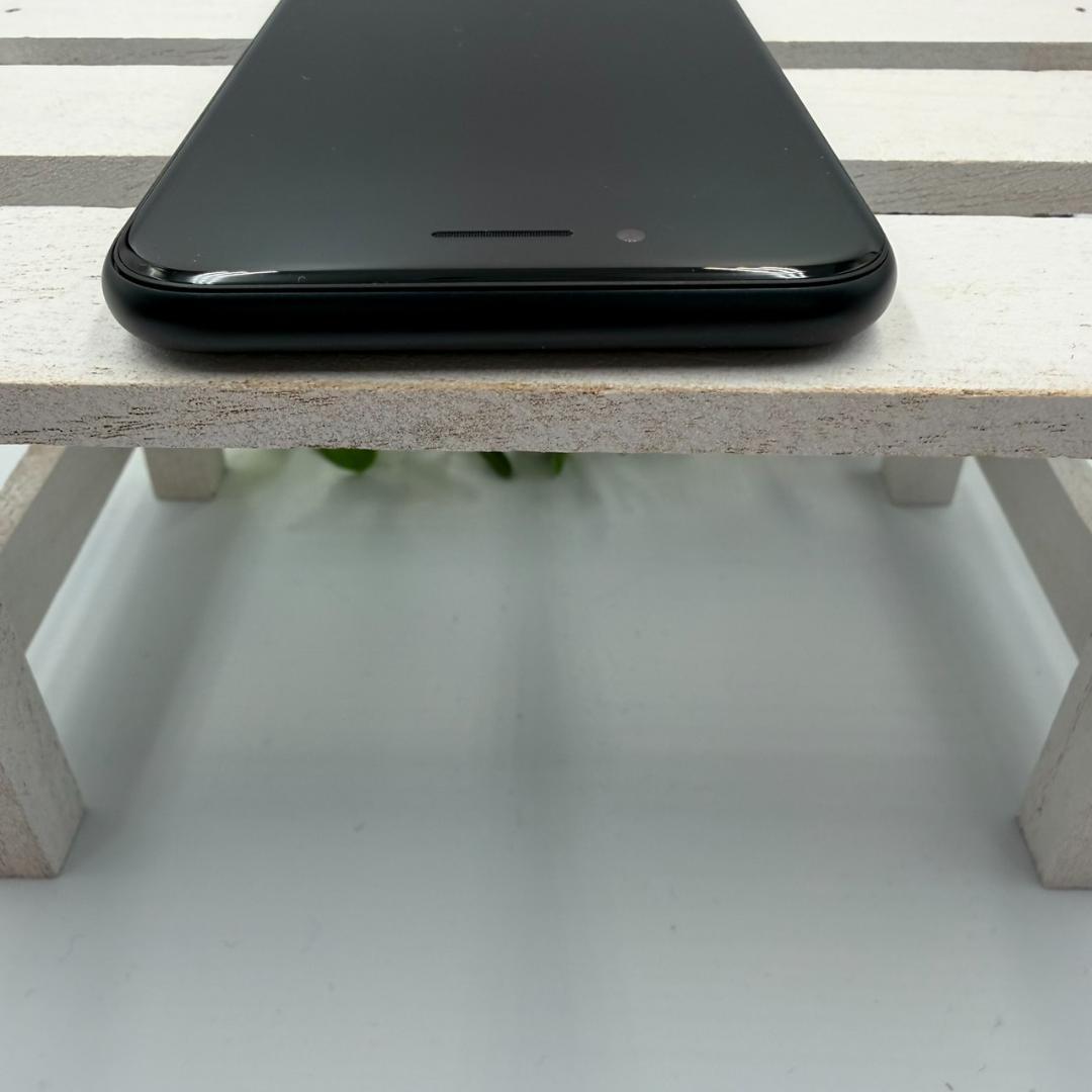 【美品】iPhone SE第3世代 64GB ミッドナイト 310