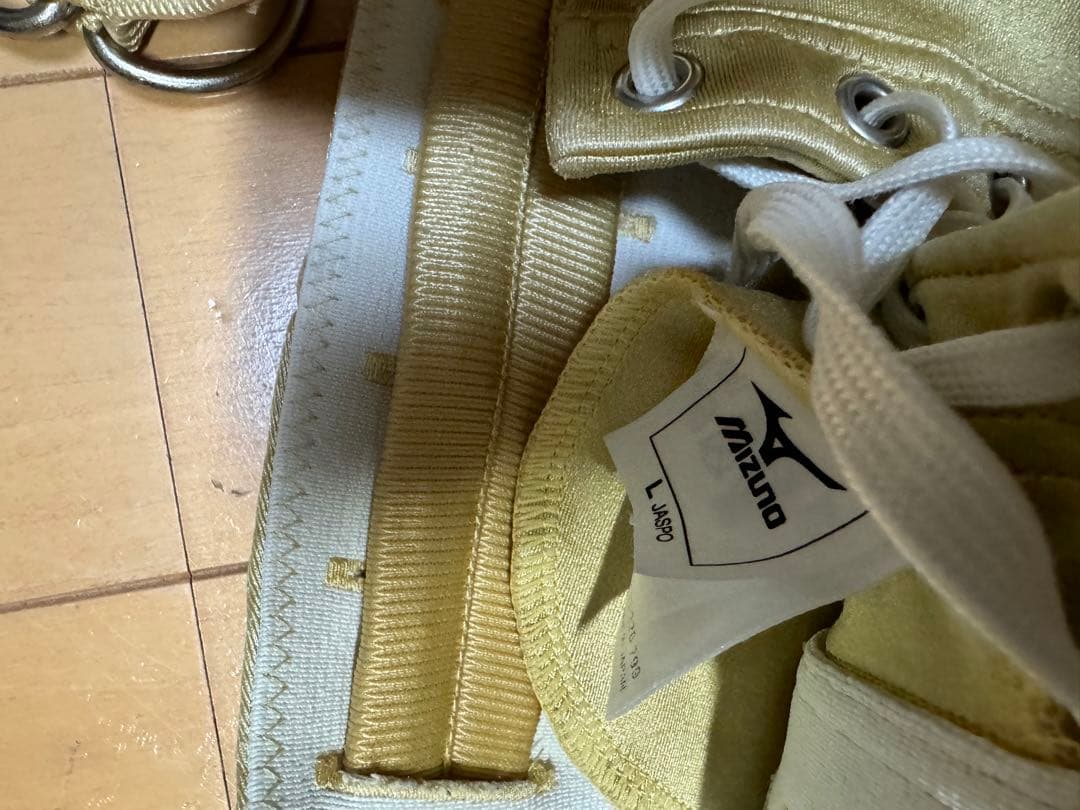 カイザース試合用！！ Mizuno フッパン L ゴールド 白フッパンセット