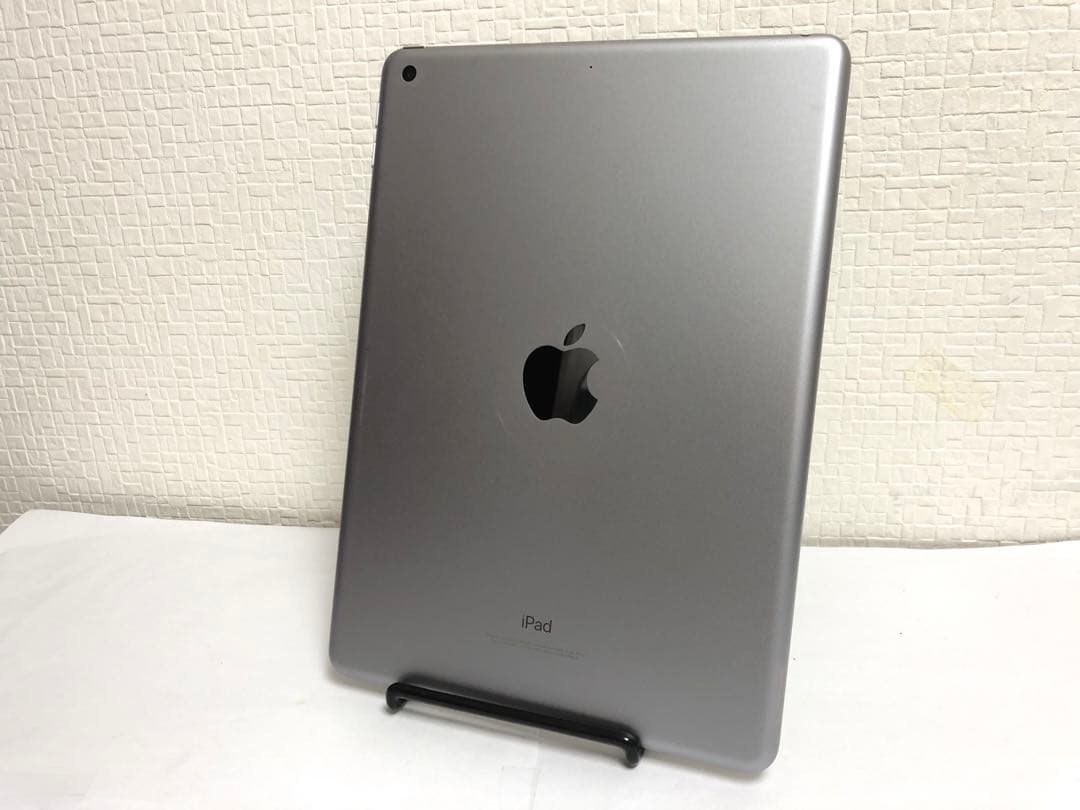 iPad（第5世代）128GB Wi-Fiモデル スペースグレイ No.29