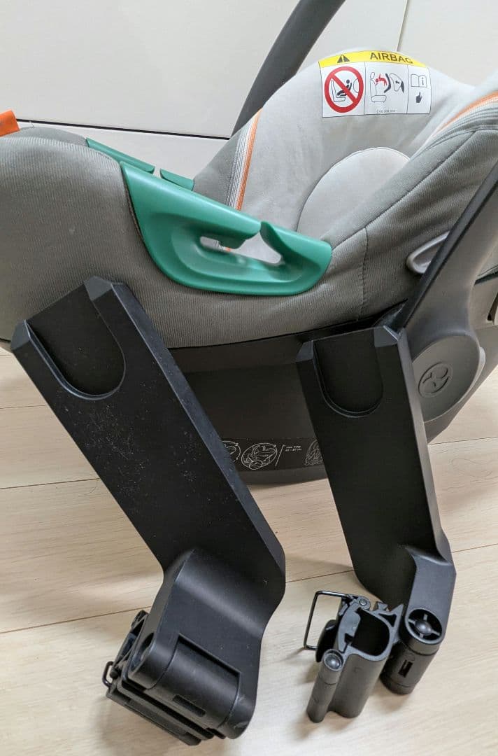 t*u様 激安　cybex エイトンS2i-Sizeベビーシート、カーシートアダ