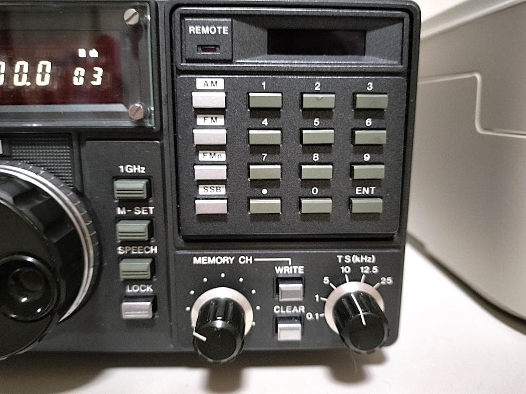 ICOM IC-R7000 広帯域受信機 動作品