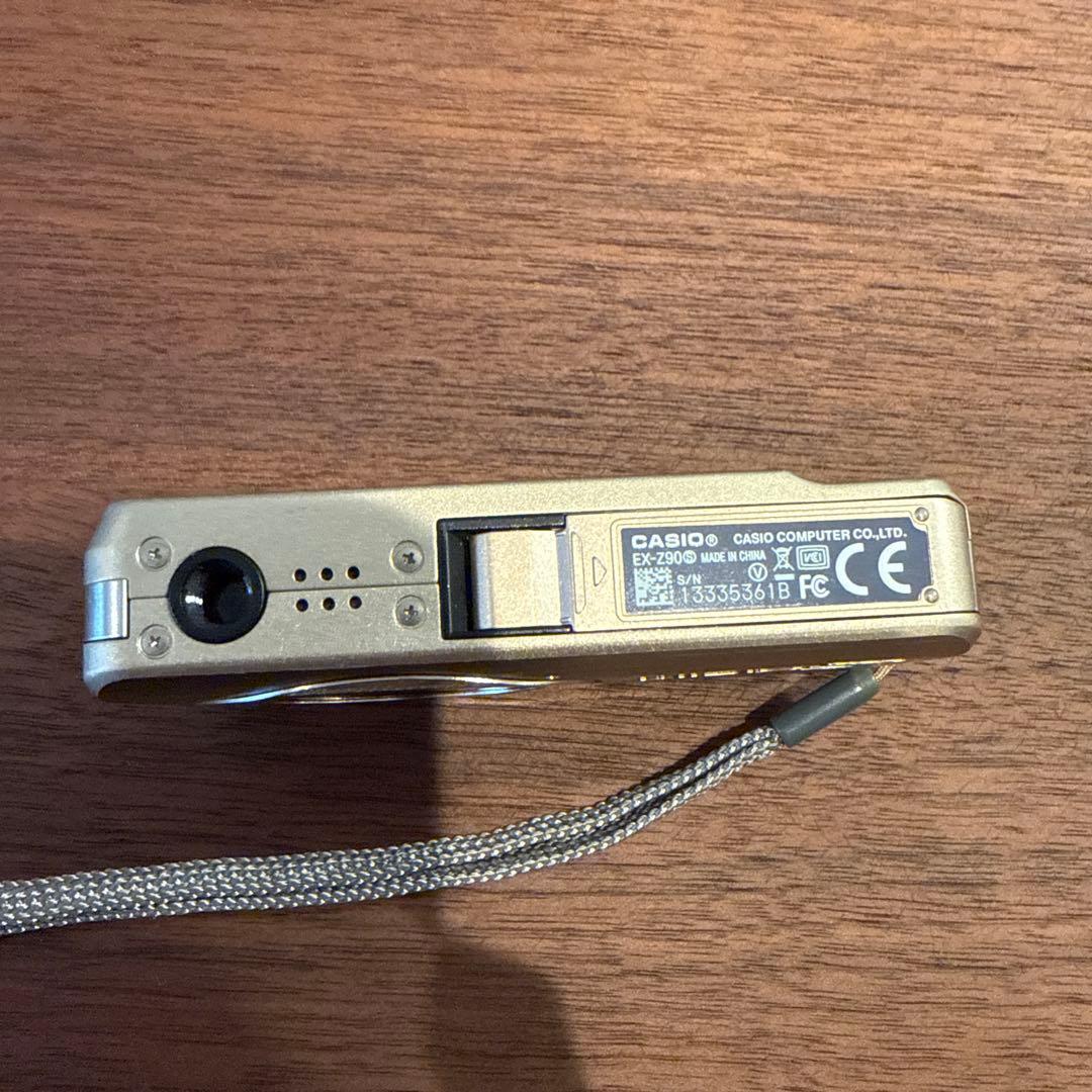CASIO EXILIM 12.1メガピクセル オールドコンデジEX-Z90