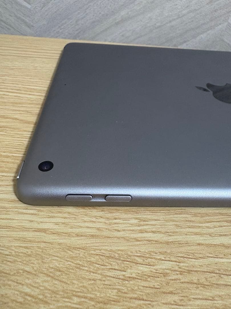 iPad 第6世代 wifiモデル 32GB Apple pencil