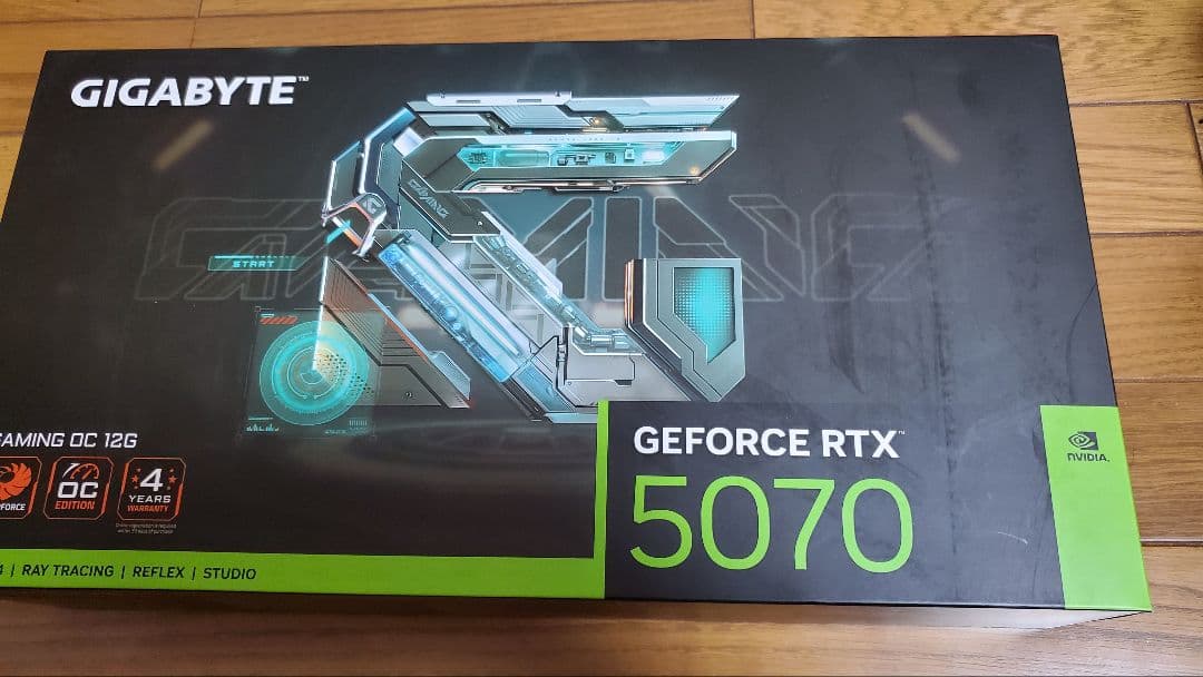 美品 GIGABYTE RTX 5070 12GB GAMING OC