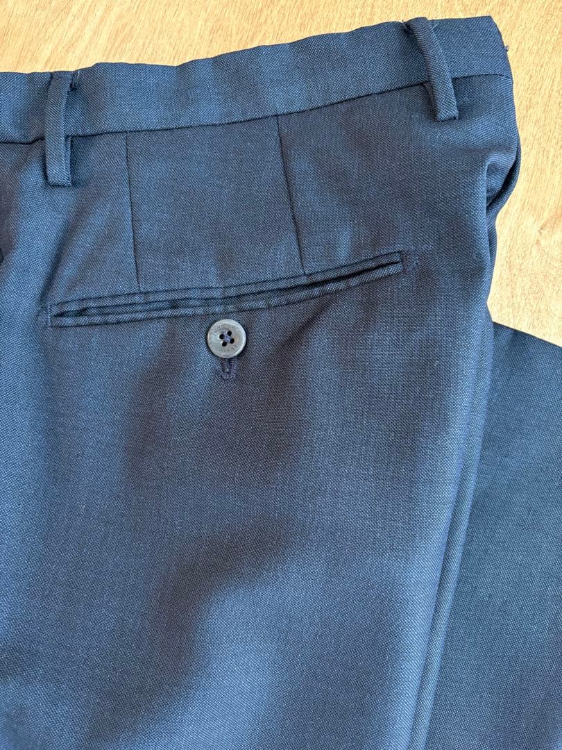 INCOTEX 46 ネイビー SUPER100’S