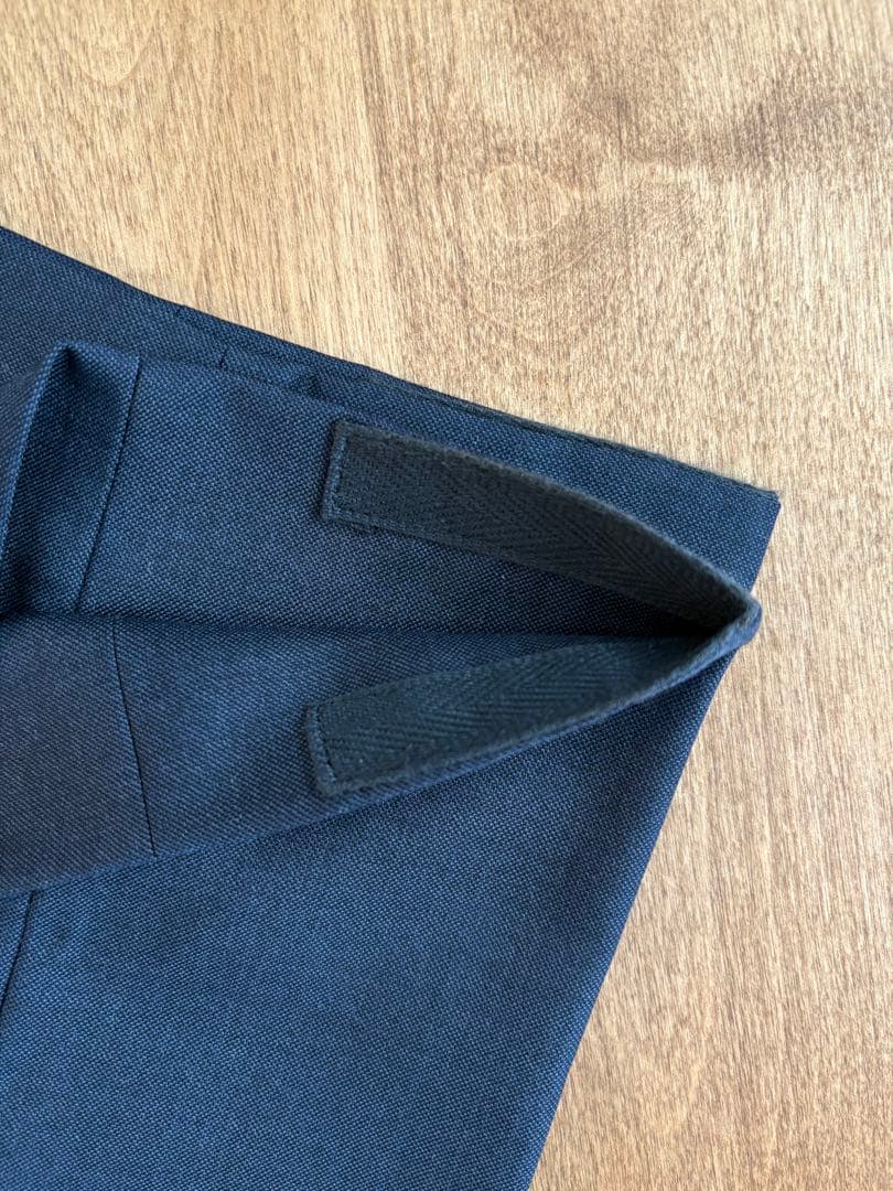 INCOTEX 46 ネイビー SUPER100’S