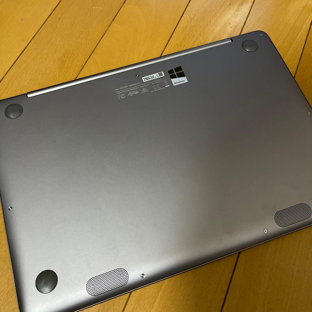 ASUS UX330U ノートパソコン　初期化済み