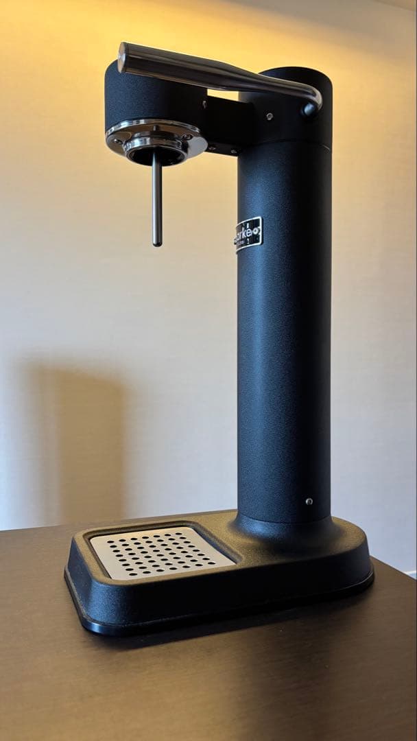 【美品】aarke 炭酸水メーカー マットブラック(専用ボトル付)