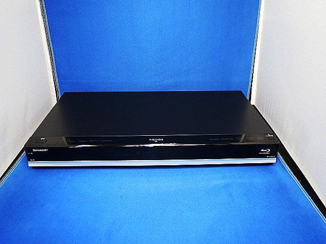 SHARP ブルーレイ レコーダーBD-W570　2015年