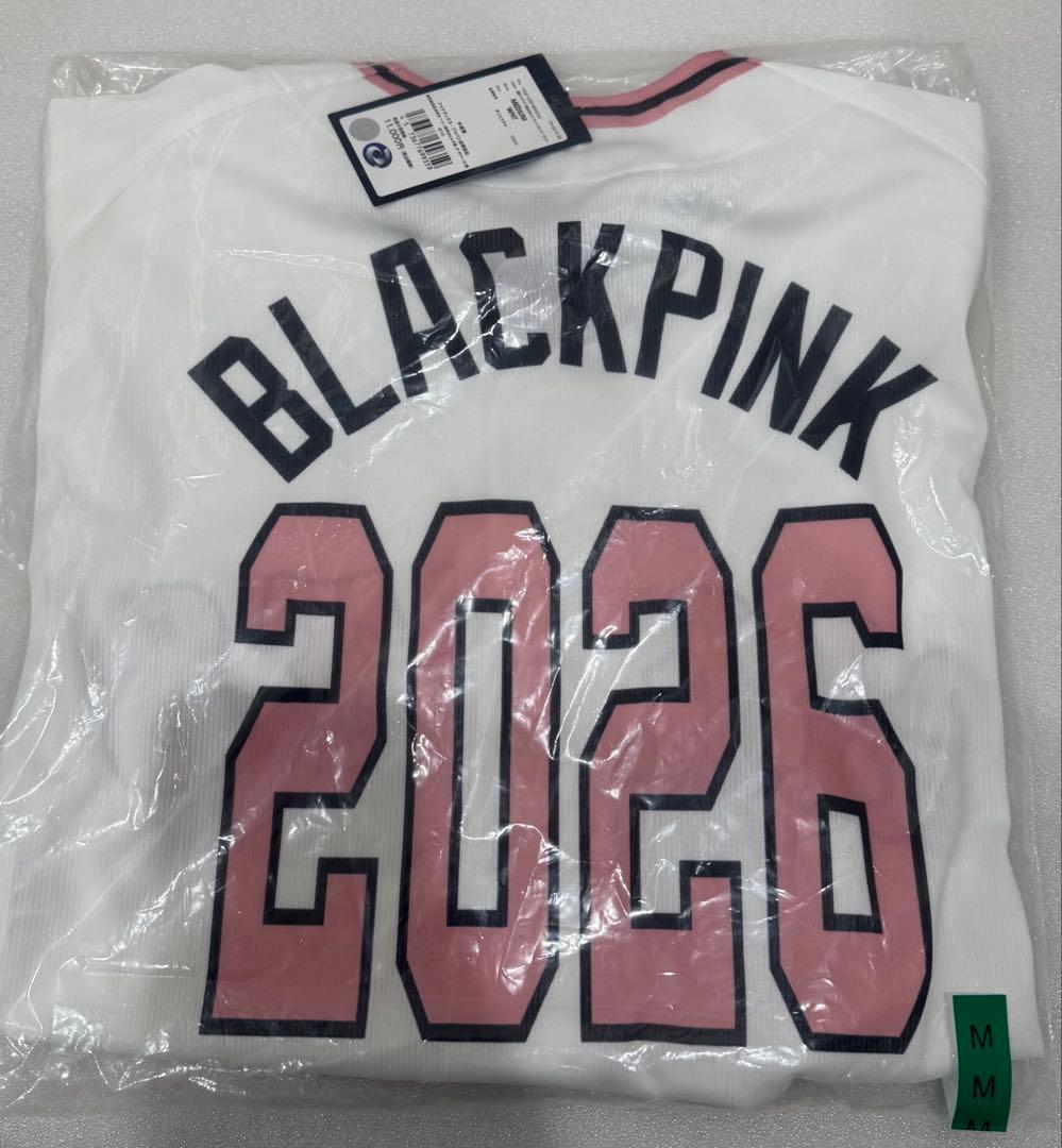 【新品未開封】読売ジャイアンツ×BLACKPINK ユニフォーム クロップド　M