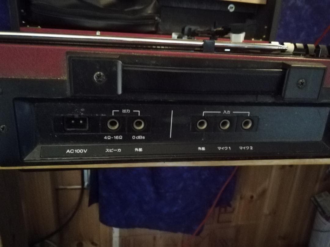 レコード、カセットテープ再生機