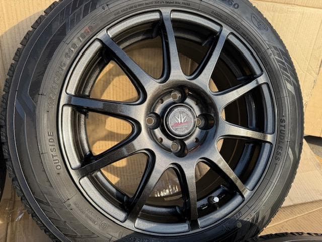 専用。アクア ヴィッツ フィット スタッドレスセット 175/65R15