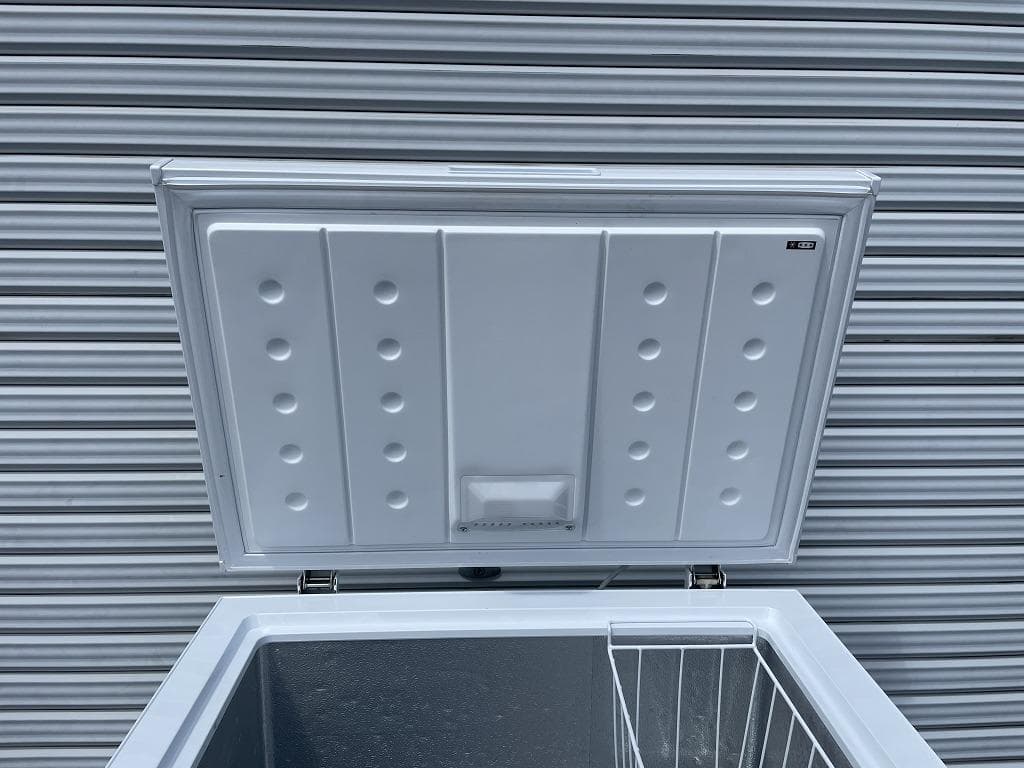 コンフィー　ノンフロン冷凍庫　RCC142WH（E）上開き　2022年製