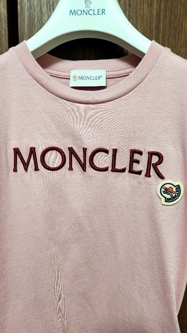MONCLER ピンク Tシャツ　8A