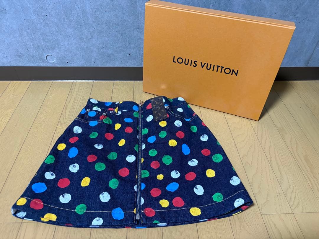LOUISVUITTON 草間彌生 限定品 スカート 箱付き