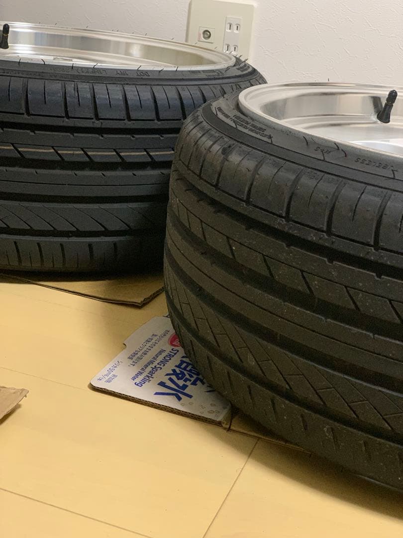 JNC 034 114.3-5穴 18インチ8.5J+30 4本