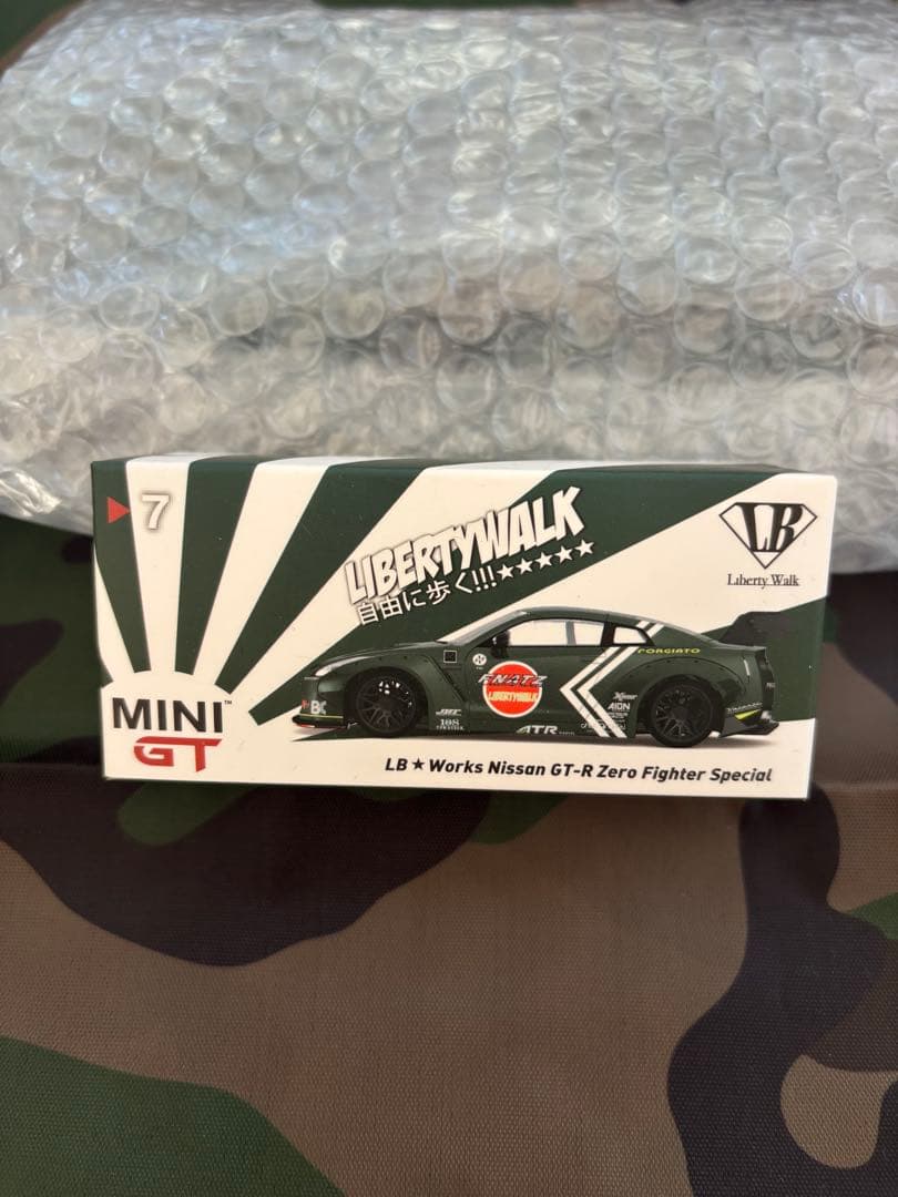 ミニカー MiNiGT LBWORKS Nissan GT-R zero fighter