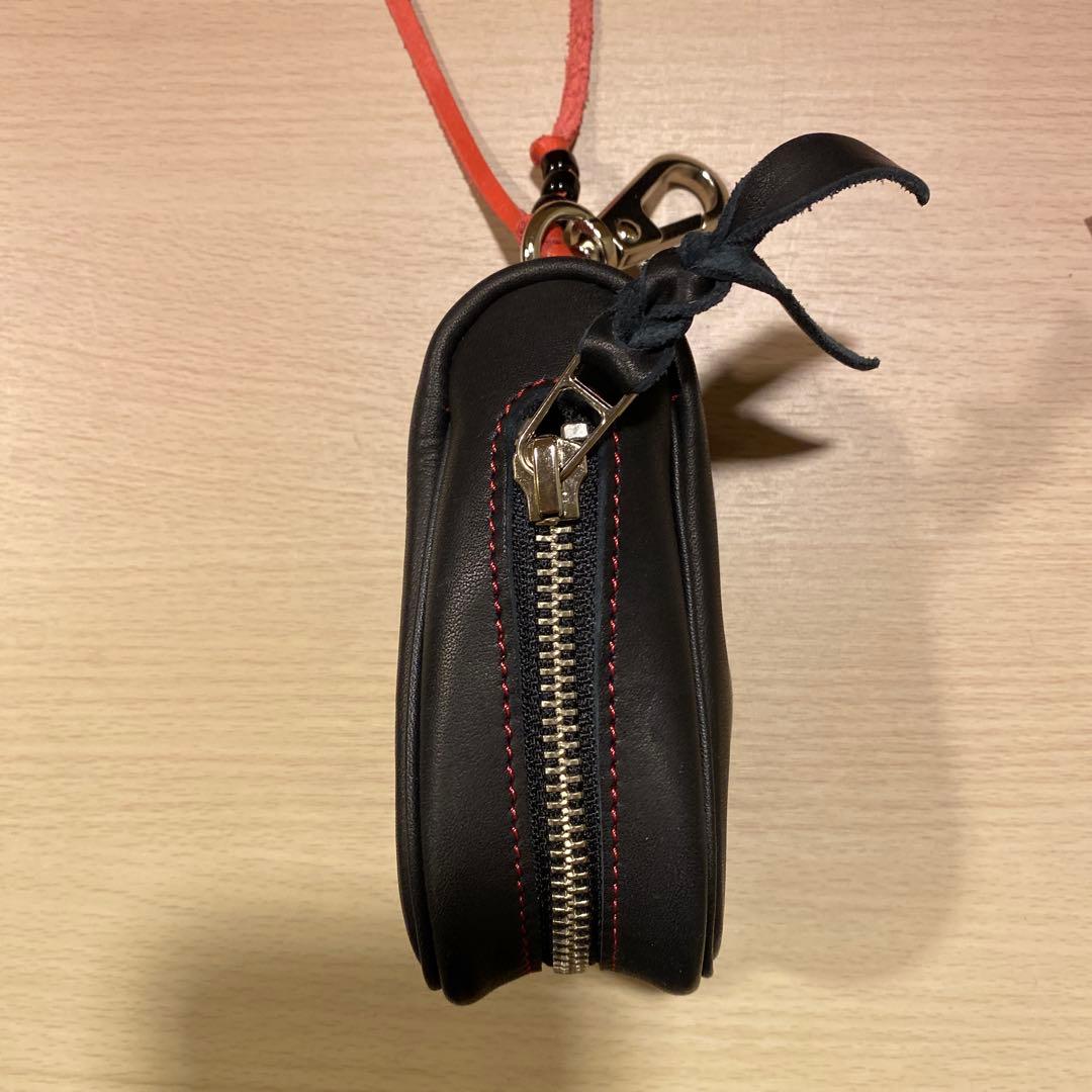 Red Moon ブラックレザーキーケース ポーチ