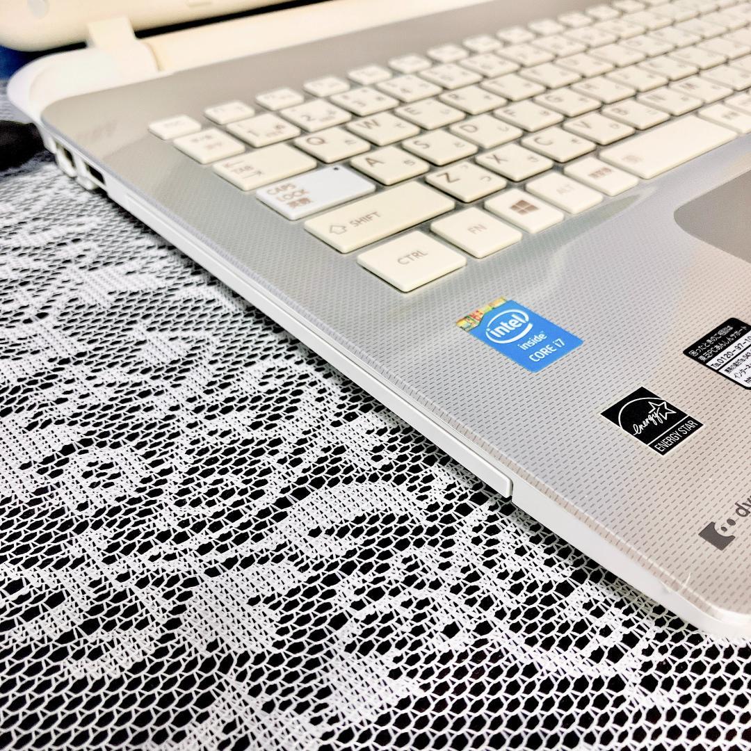 東芝ノートパソコン Win11 Core-i7 SSD カメラ付き 在宅ワーク