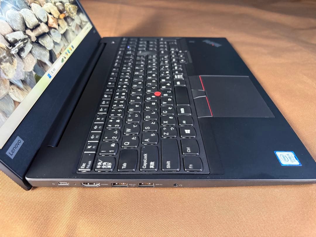 美品 ThinkPad e590 第8世代 i5 メモリ8GB SSD256GB