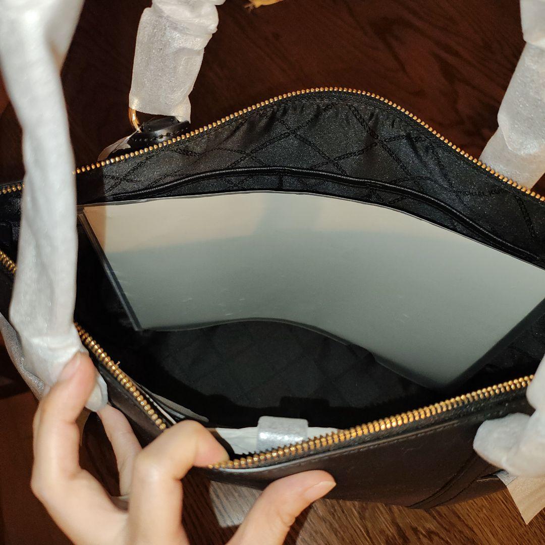【新品・未使用】MICHAEL KORS ブラック 革トートバッグ
