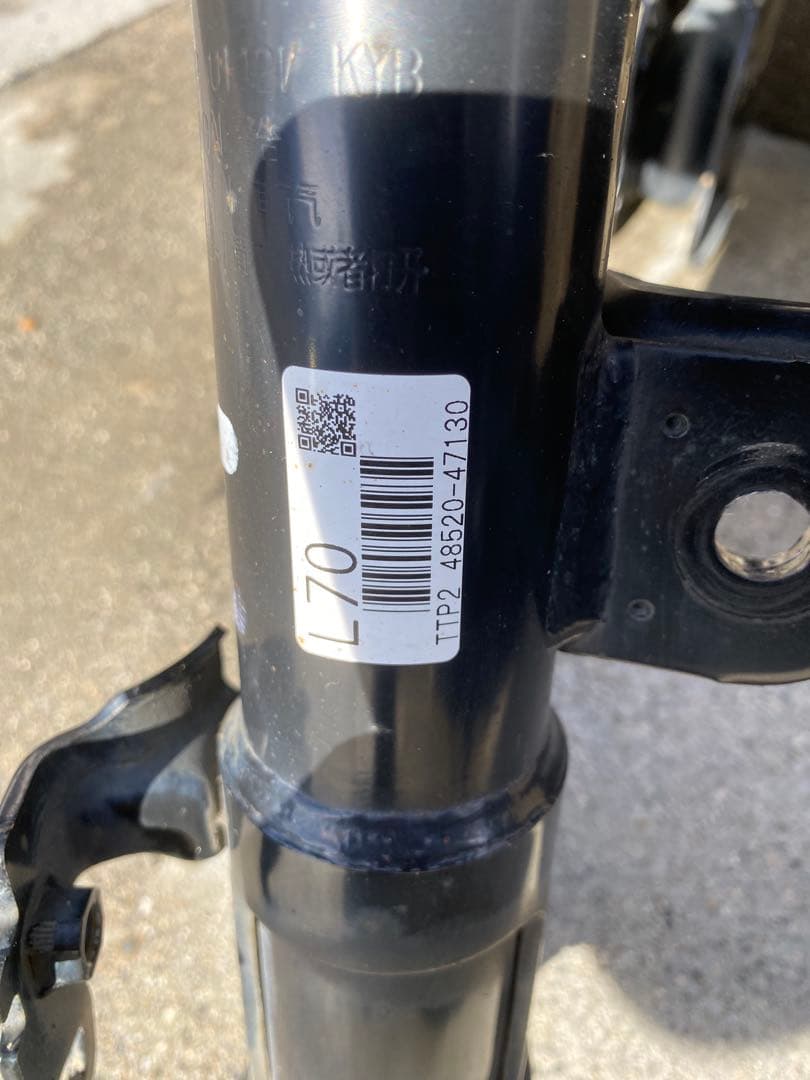 30プリウス 純正サスペンション