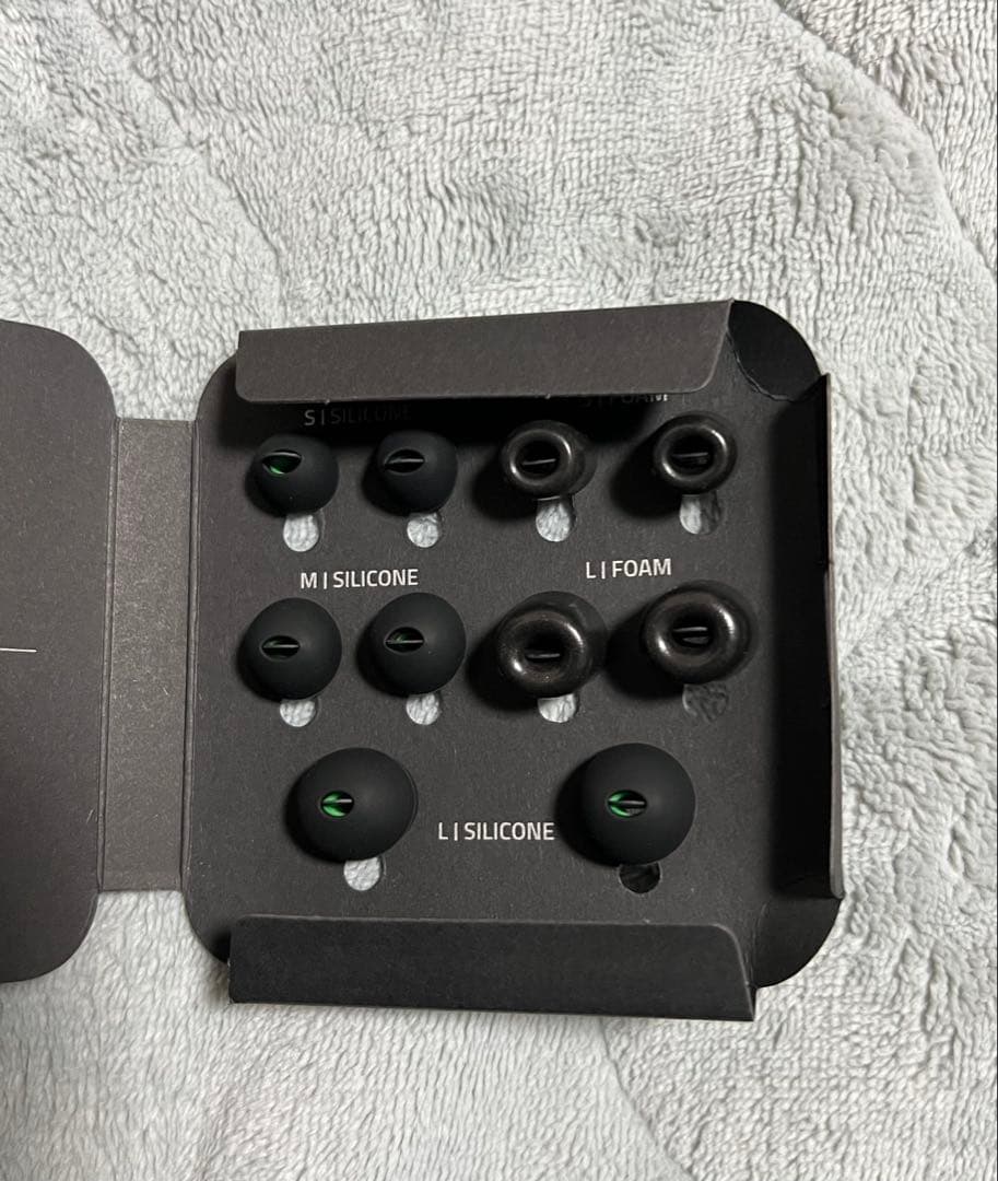 razer moray 有線イヤホン