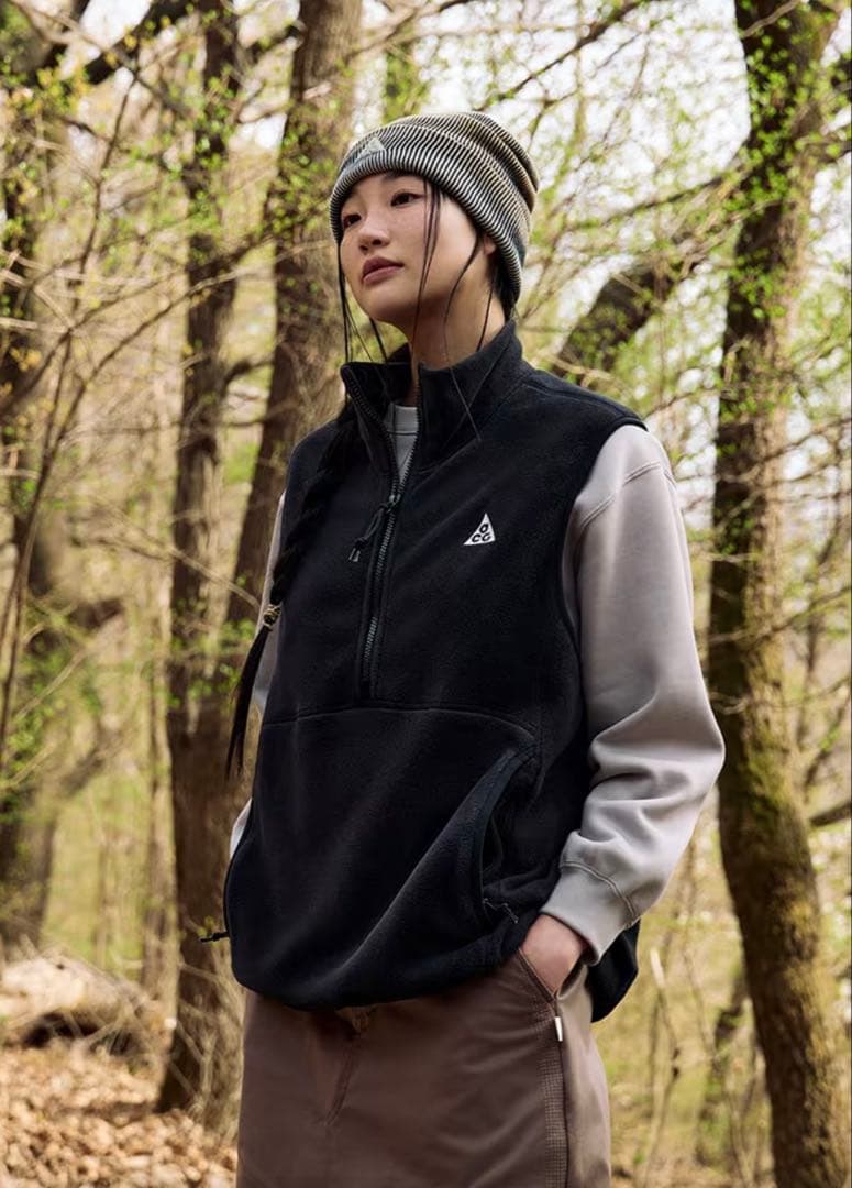 トップス NIKE ACG \"WOLF TREE\" Half-Zipper Vest