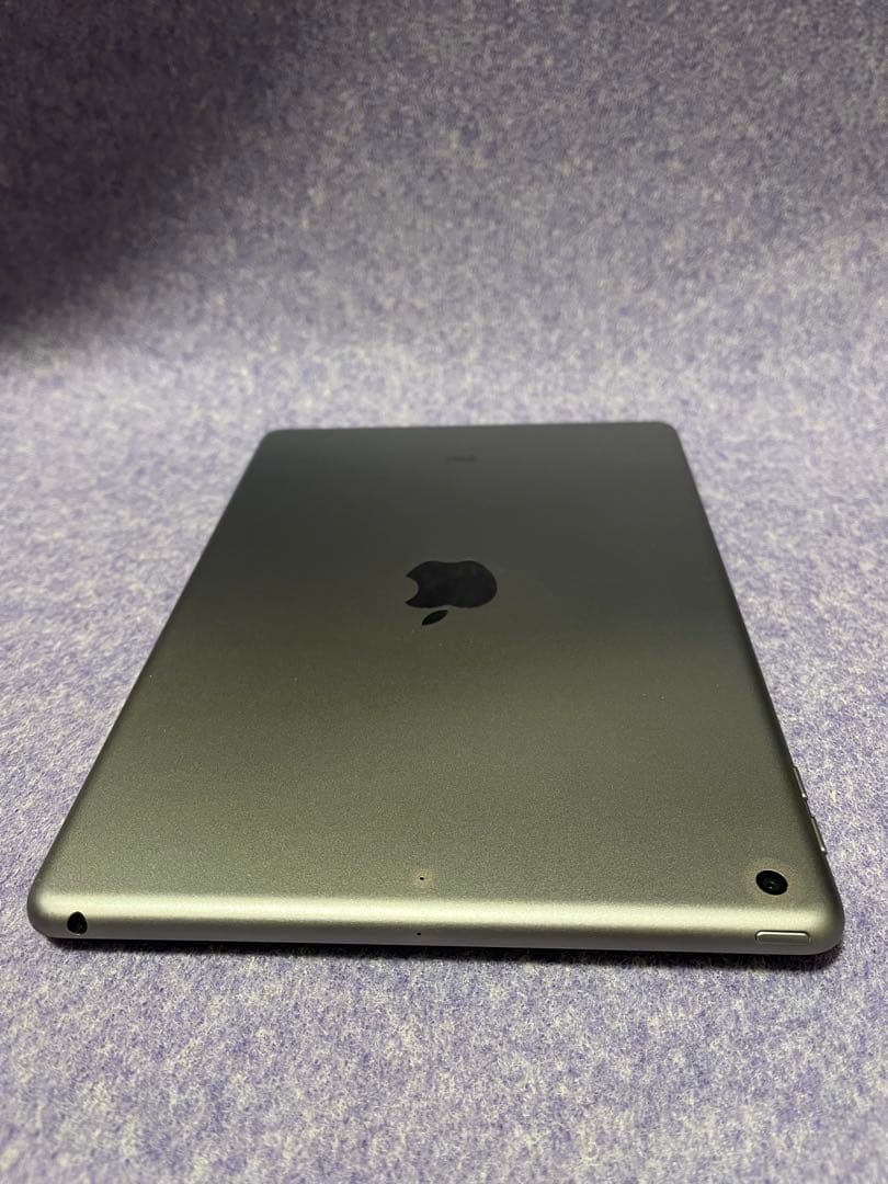 Apple iPad (第5世代) 32GB