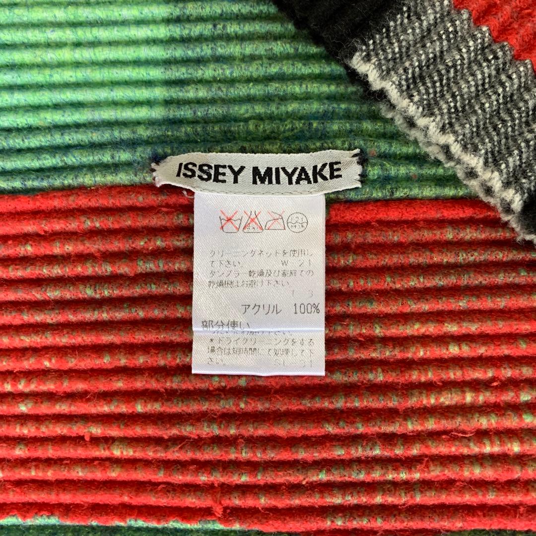d*3様 イッセイミヤケ ストール マフラー マルチカラー プリーツプリーズ