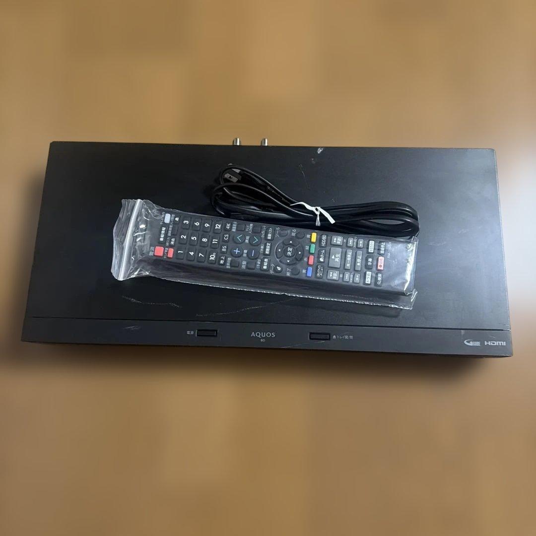 動作品　2B-C10DT1 シャープ　BDレコーダー