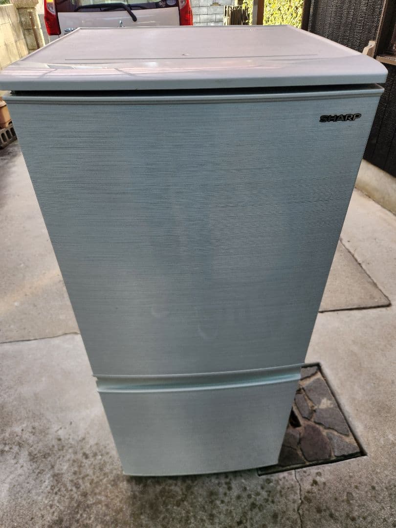 シャープ SJ-D14E-W 冷蔵庫 137L 2019年製