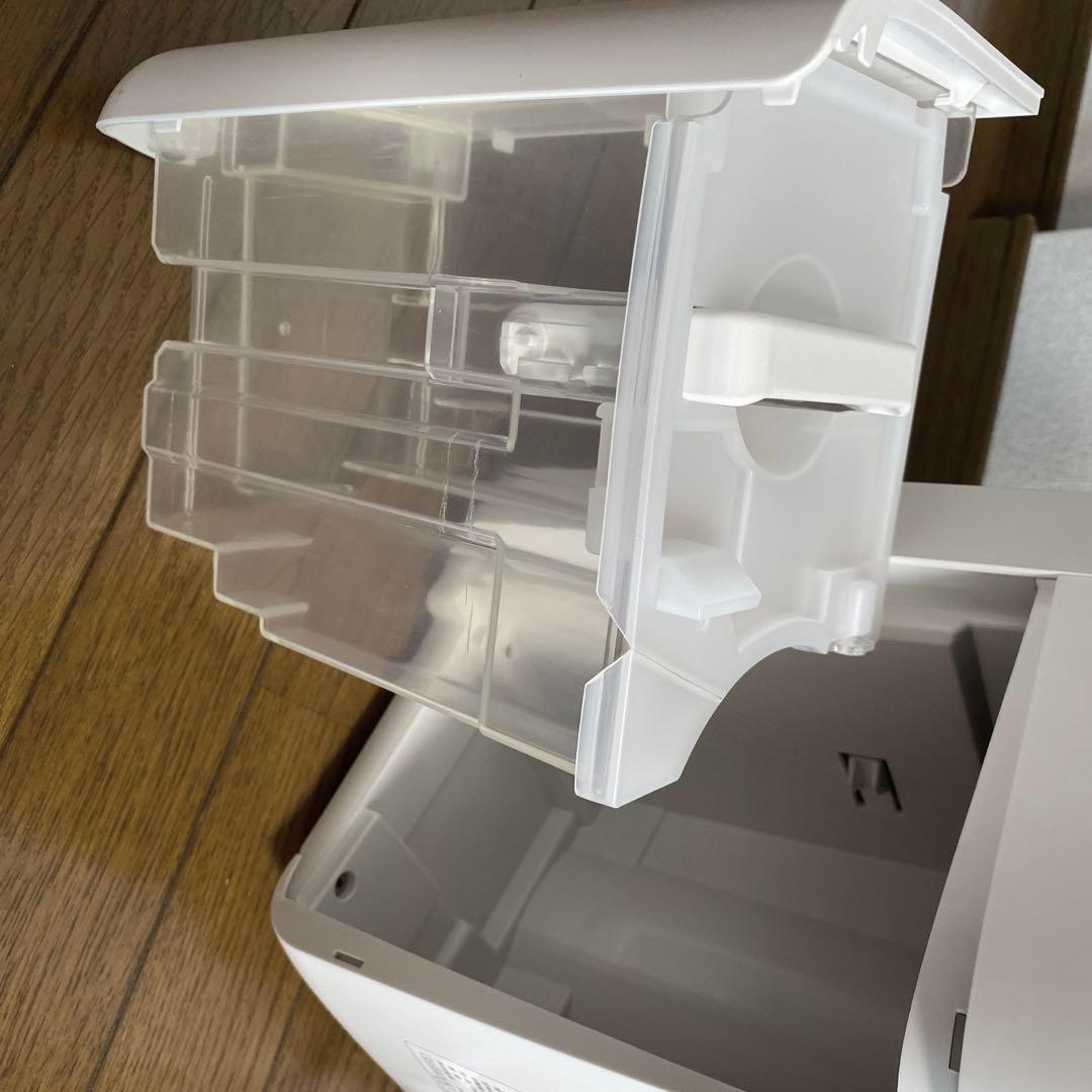 SHARP/シャープ　衣類乾燥除湿機　CV-P71 ホワイト 2023年製