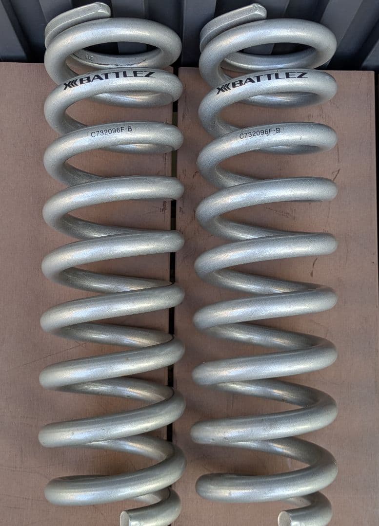 JAOS　BATTLEZ　リフトアップスプリング　ハイラックス　125系