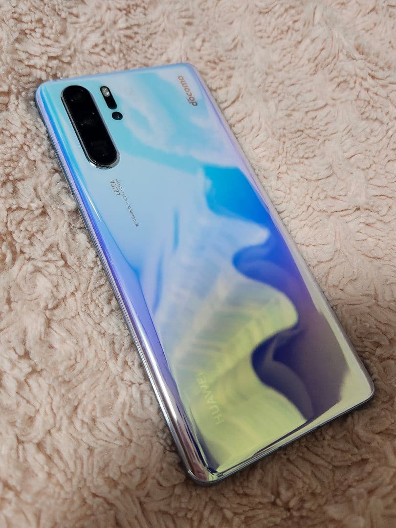 HUAWEI P30 Pro docomo版 ケース付き