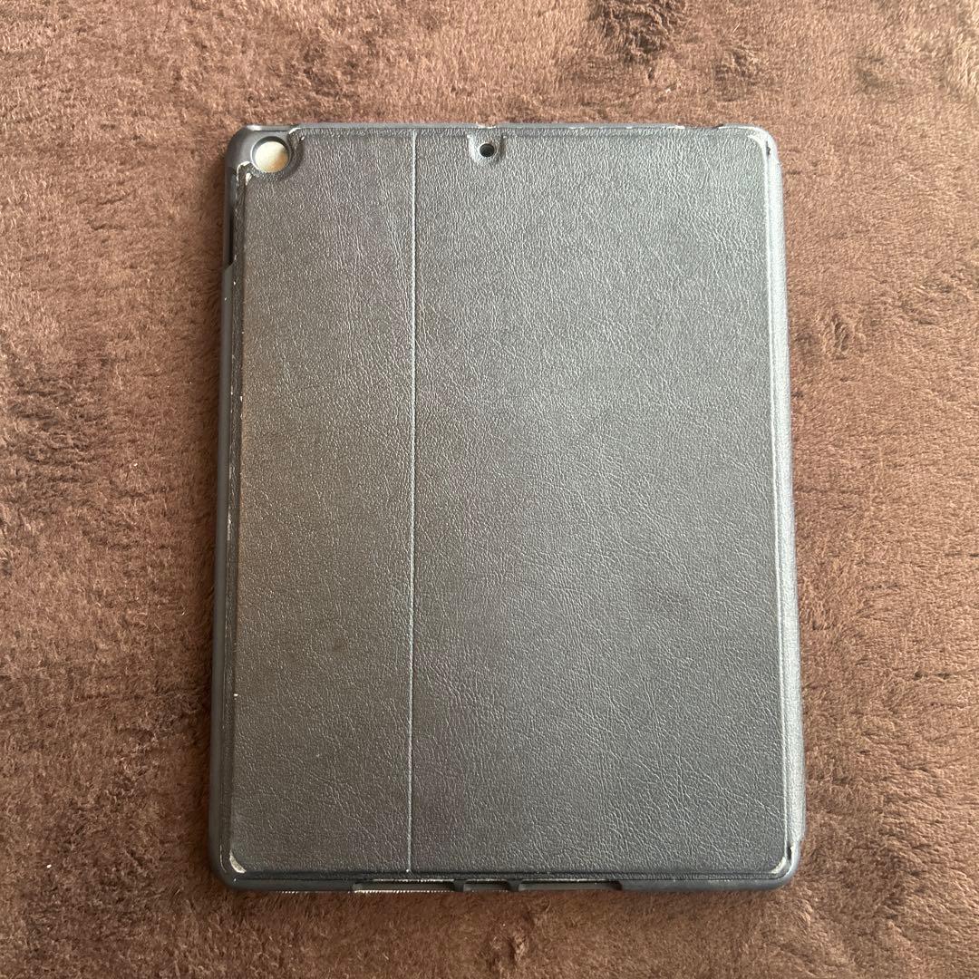 iPad 第8世代　32GB Wi-Fi + Cellular