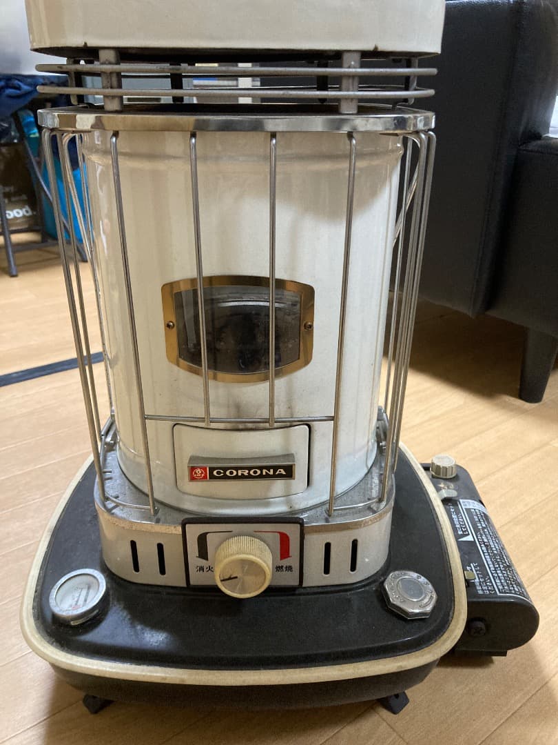 屋外でも使用可能なコロナ CORONA石油ストーブ SL-11B形