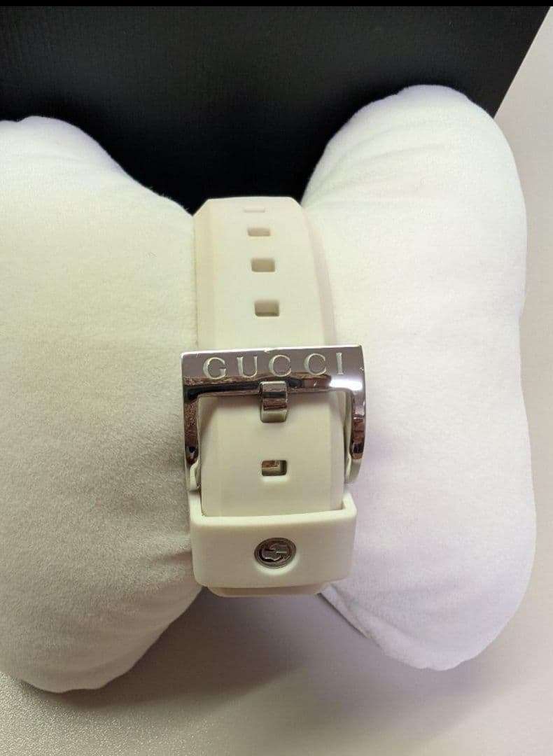 GUCCIシンク　ホワイト☆美品☆