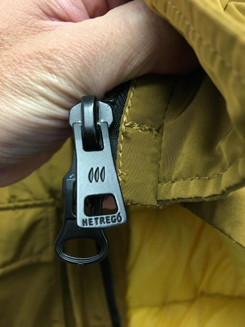 HETREGO ダウンジャケット