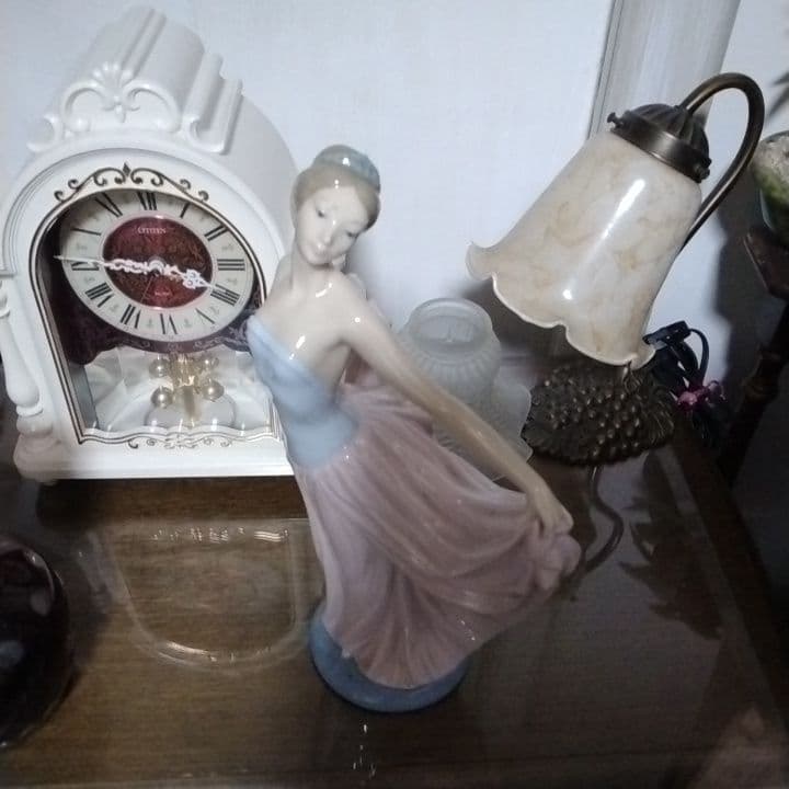 ✨Juny✨リヤドロ✨陶器製✨素敵な品です✨新年ご送付です