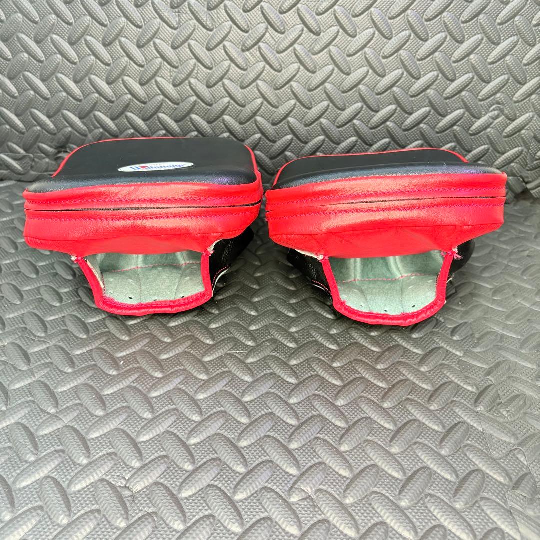 (未使用)ウィニンニグ　ミット 赤/黒