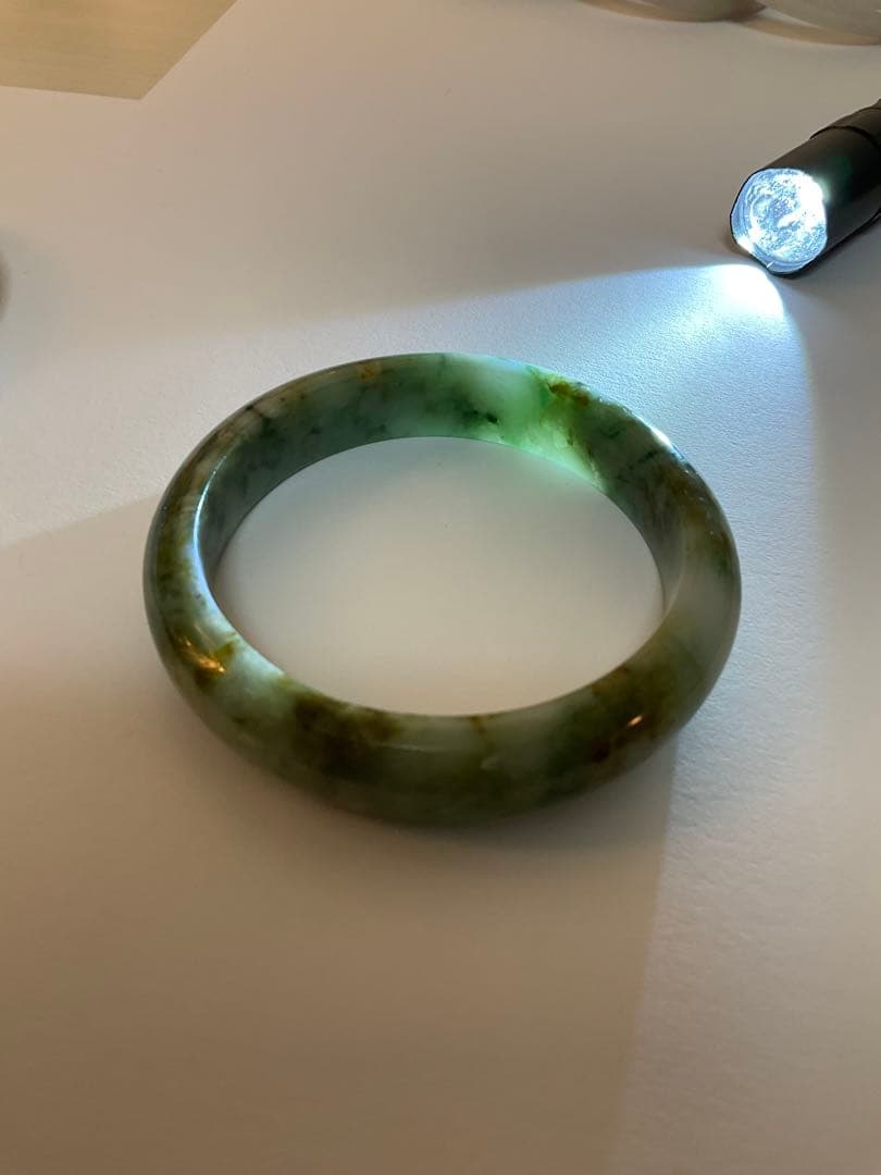 ミャンマー産天然翡翠バングル【Type A】58mm