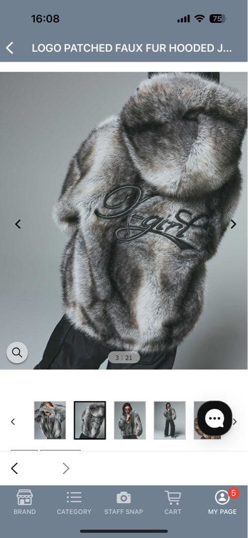 ジャケット・アウター LOGO PATCHED FAUX FUR HOODED JACKET